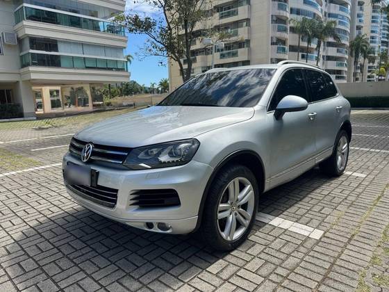 VOLKSWAGEN TOUAREG 4.2 FSI V8 32V GASOLINA 4P TIPTRONIC VOLKSWAGEN TOUAREG 4.2 FSI V8 32V GASOLINA 4P TIPTRONIC